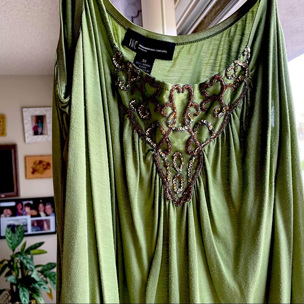 Inc silky, sexy Tank w/ adjustable straps